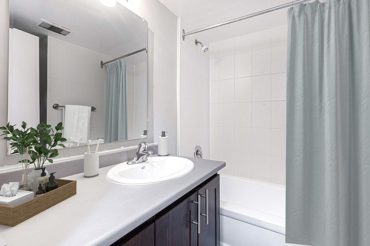 The Dorchester - Photo 5 of 16