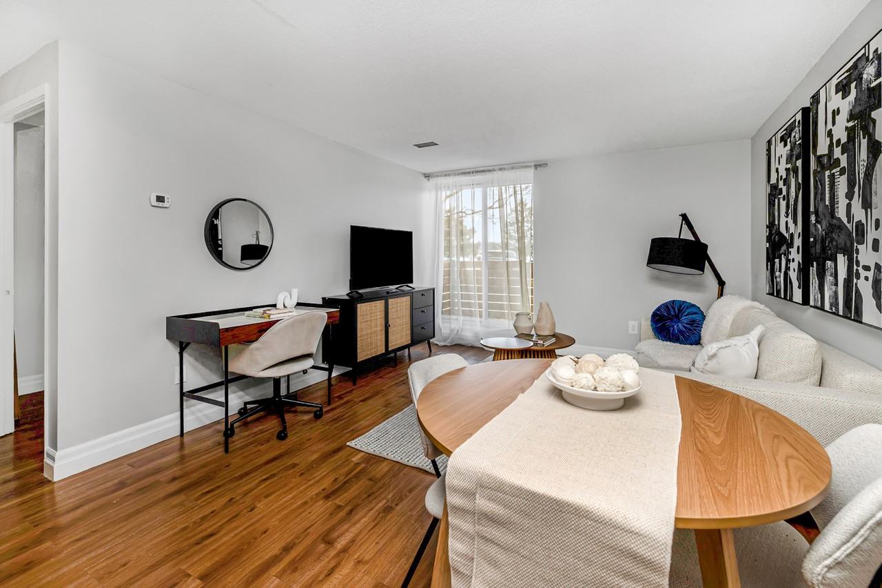 Vanier Heights - Photo 3 of 9