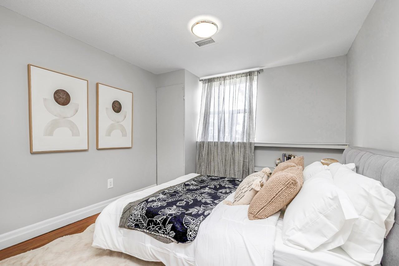 Vanier Heights - Photo 6 of 9