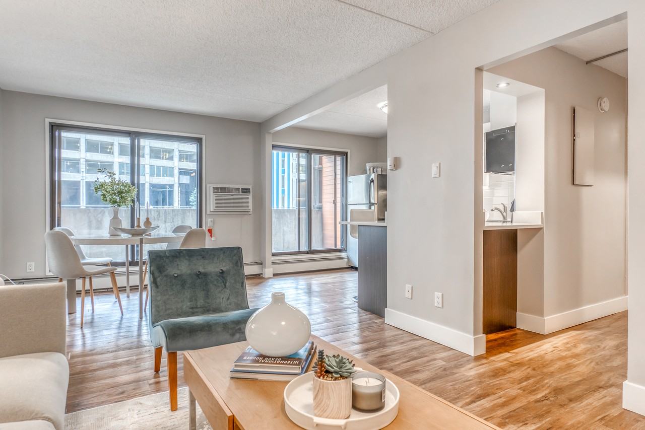 First on Tenth - Photo 6 of 49