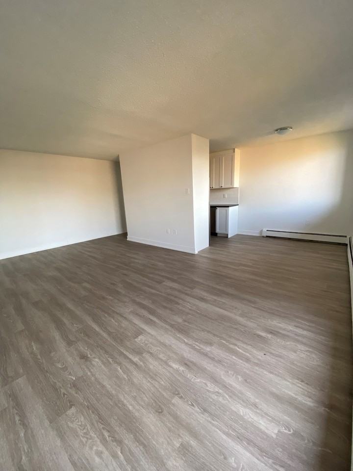 740 Kipps Lane - Photo 6 of 15