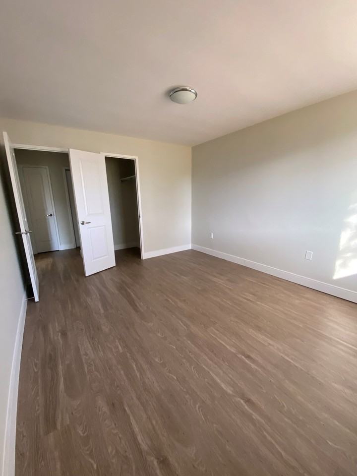 740 Kipps Lane - Photo 7 of 15