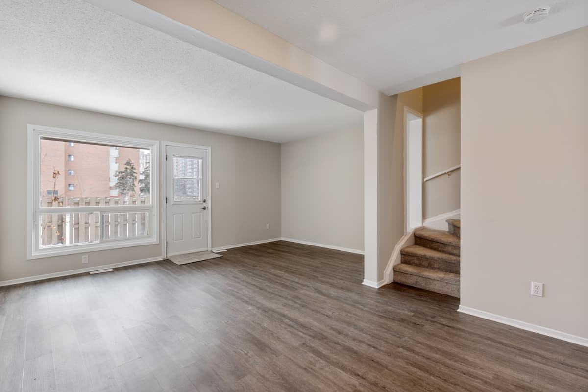 Surrey Place Townhomes - Photo 5 of 10