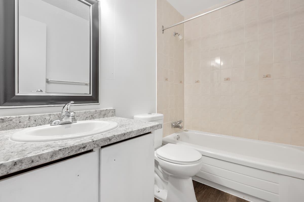 Surrey Place Townhomes - Photo 7 of 10