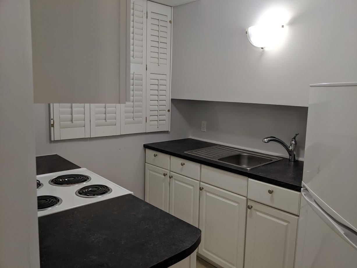 Emms 332 - Photo 3 of 7