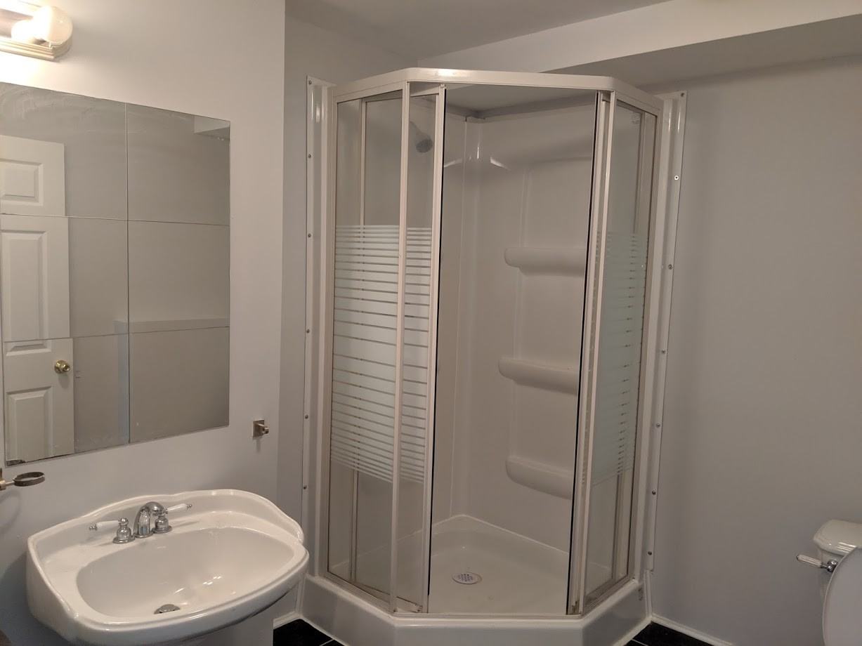 Emms 332 - Photo 4 of 7