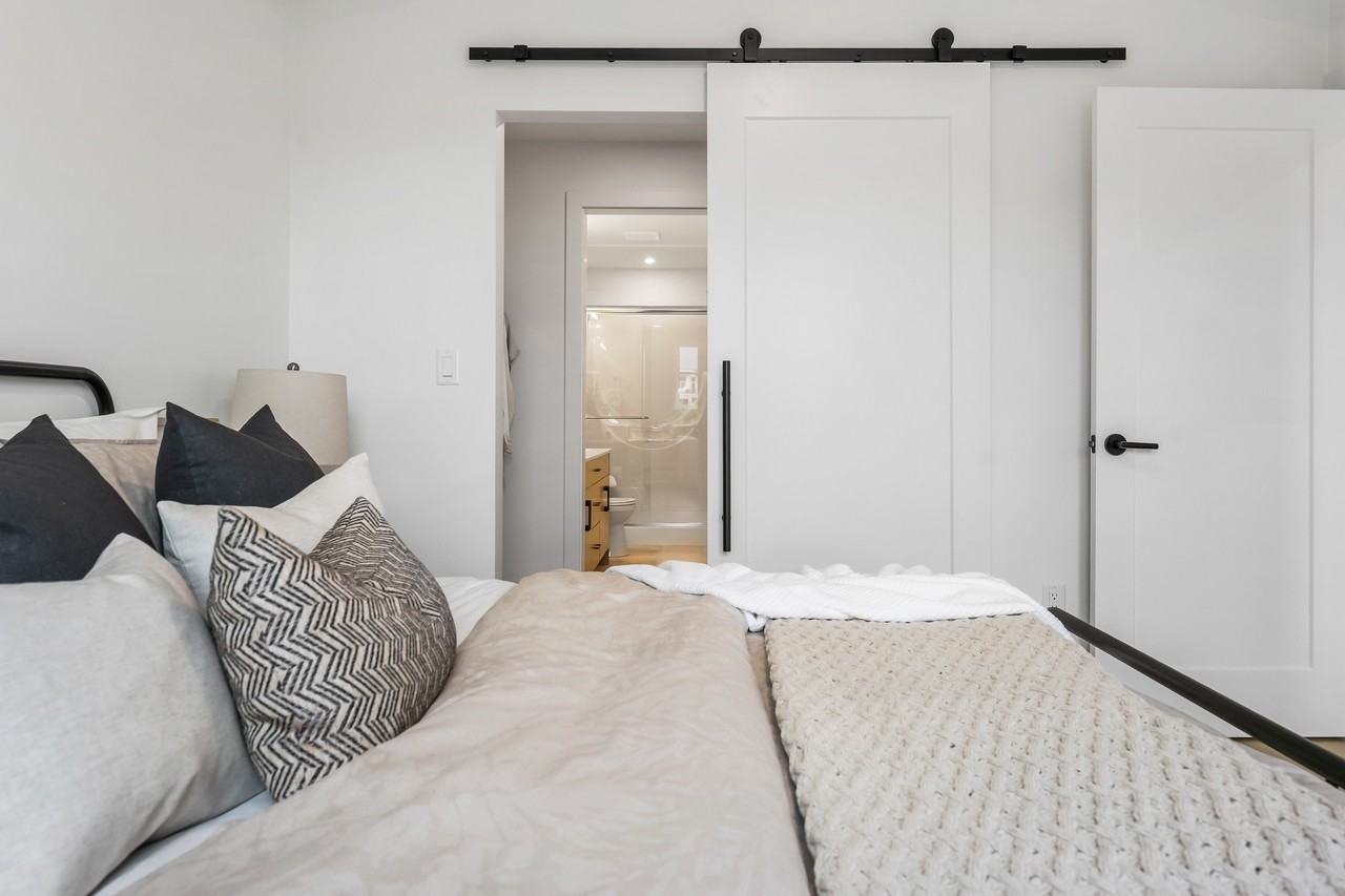 The Banks - Photo 7 of 50