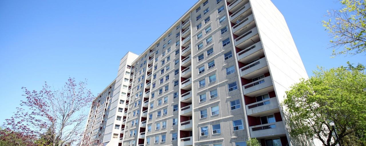 700 Horizon - Photo 2 of 25