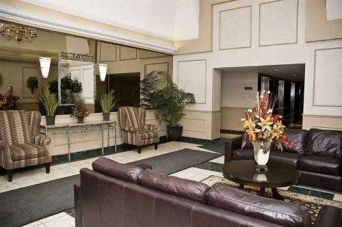 700 Horizon - Photo 3 of 25