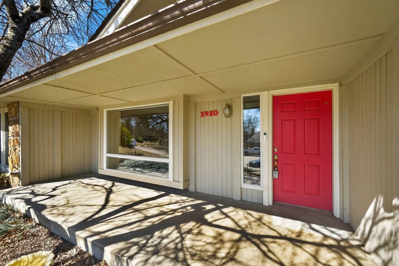 1910 W 4th St S - Photo 5 of 44