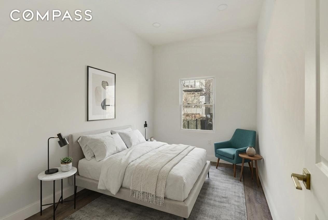 593 Van Buren St #1 - Photo 6 of 11