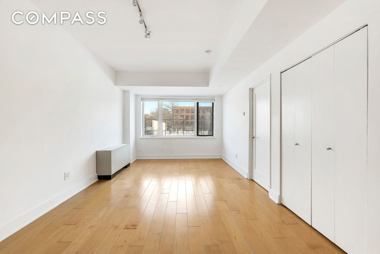 343 4th Ave #2F - Photo 2 of 11