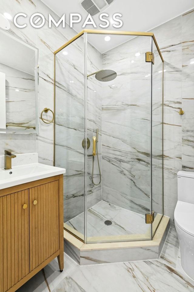 241 Flatbush Ave #3 - Photo 7 of 12