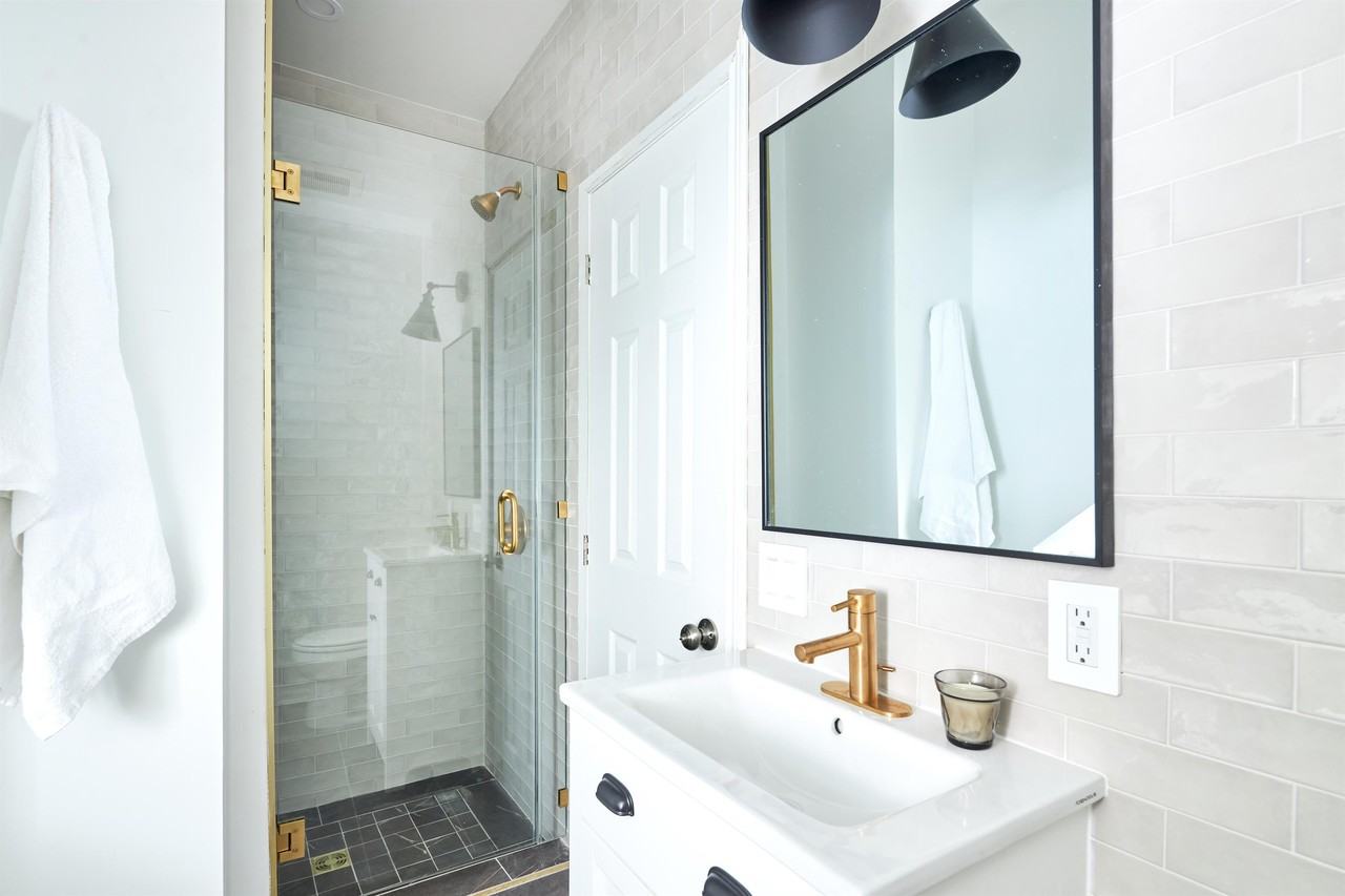 331 Catherine Street - Photo 4 of 36