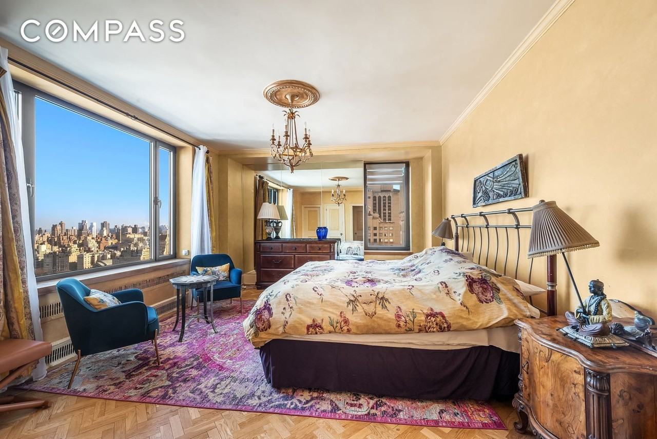 150 Central Park S #3201 - Photo 5 of 6