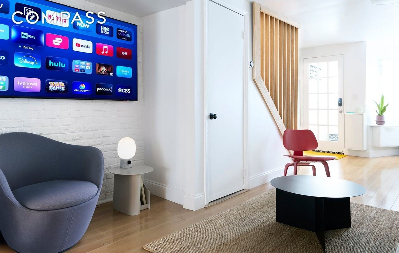 967 Lorimer St #1 - Photo 4 of 16