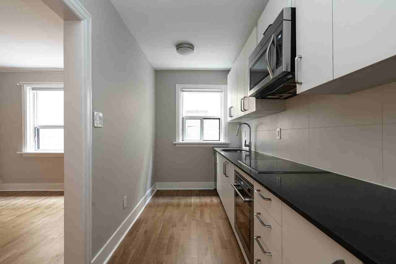 143 - 145 Arlington Avenue - Photo 2 of 40