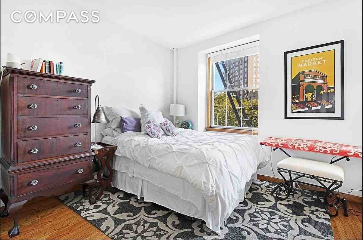 16 Abingdon Sq #3B - Photo 2 of 5