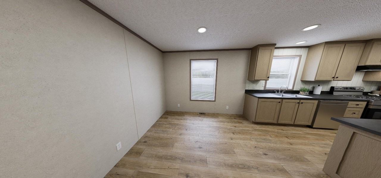 1403 Red Maple Ln #113 - Photo 5 of 17