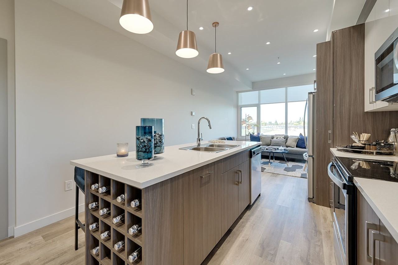 Central Tower - Photo 6 of 35