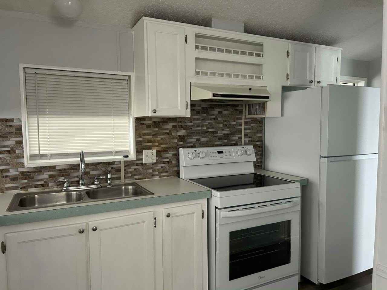 21320 Lake Bambi Cir #21320 - Photo 5 of 9