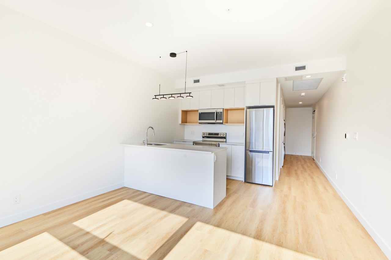 Dominion Centre - Photo 5 of 9