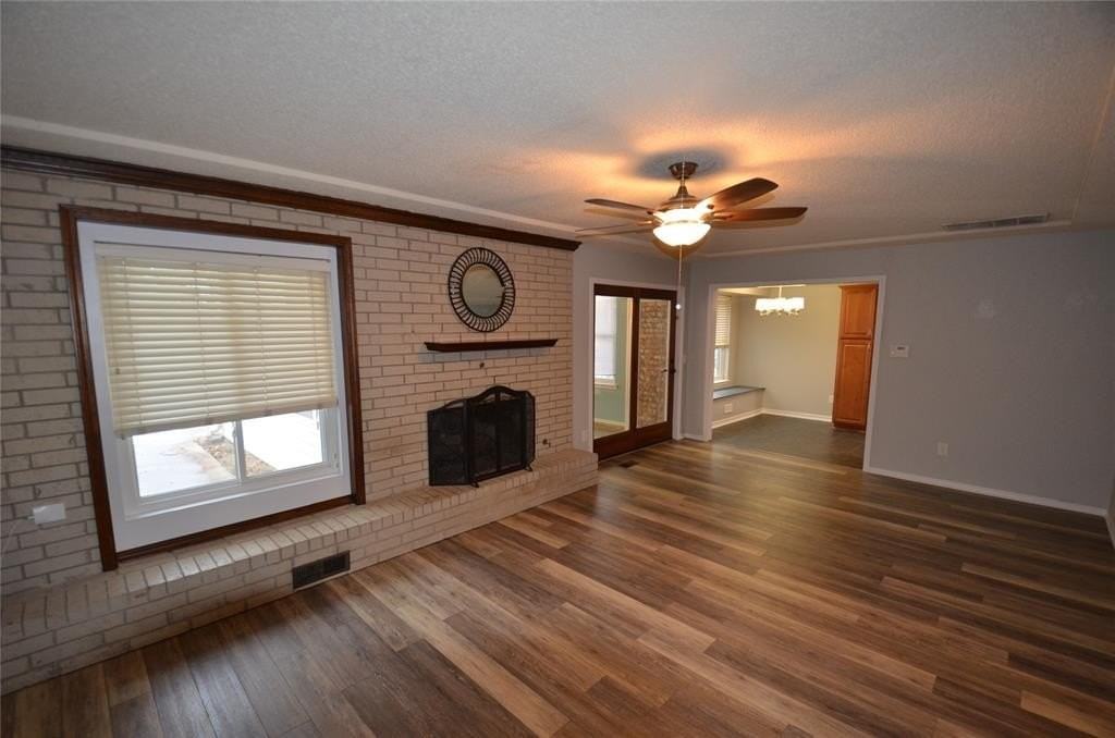 1212 Val Genes Rd - Photo 2 of 39