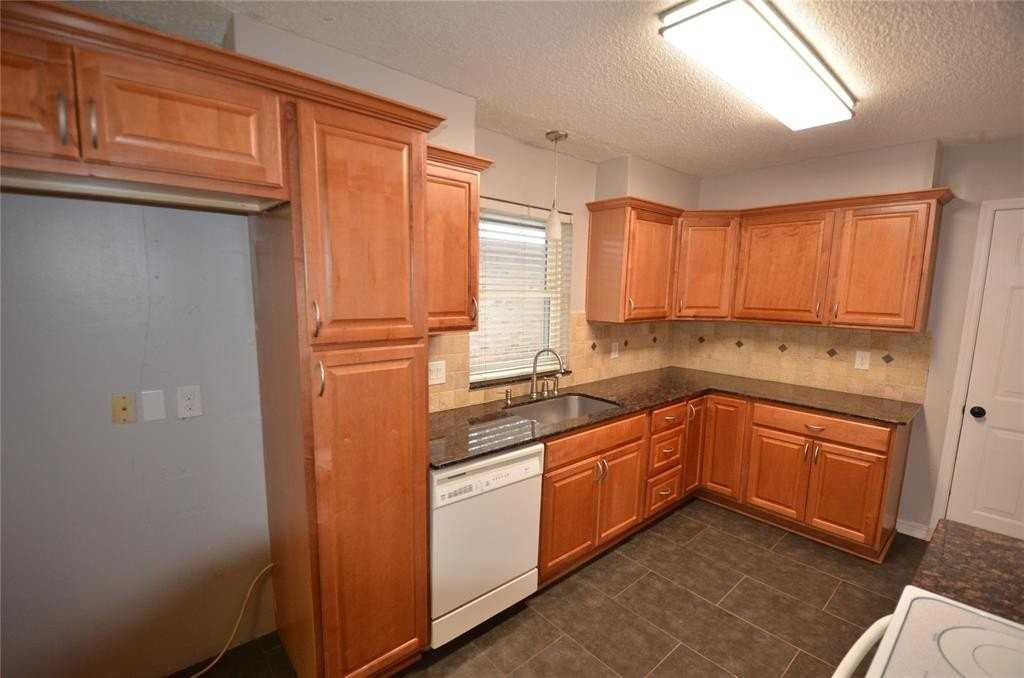 1212 Val Genes Rd - Photo 7 of 39