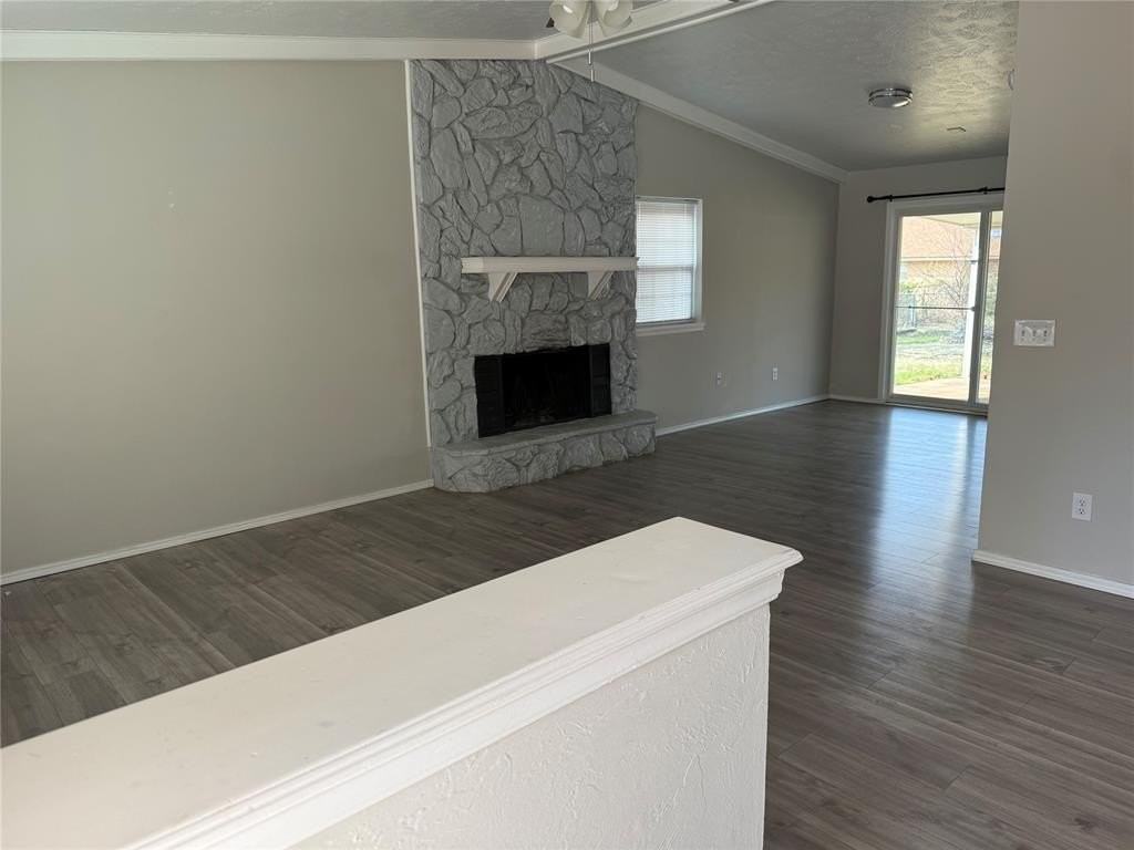 1137 Nw 104th St - Photo 3 of 19