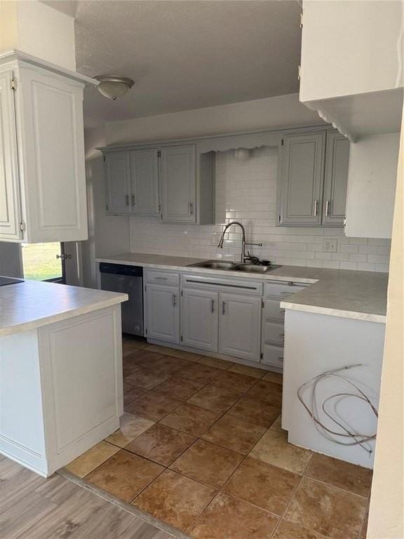 1137 Nw 104th St - Photo 6 of 19