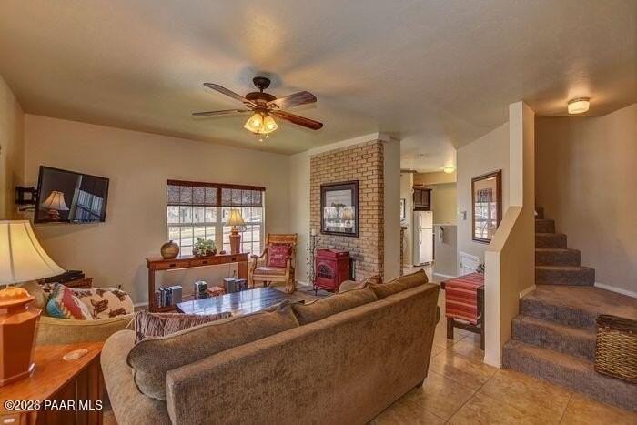 325 325 E Union 'The Townhouse' Street - Photo 7 of 19