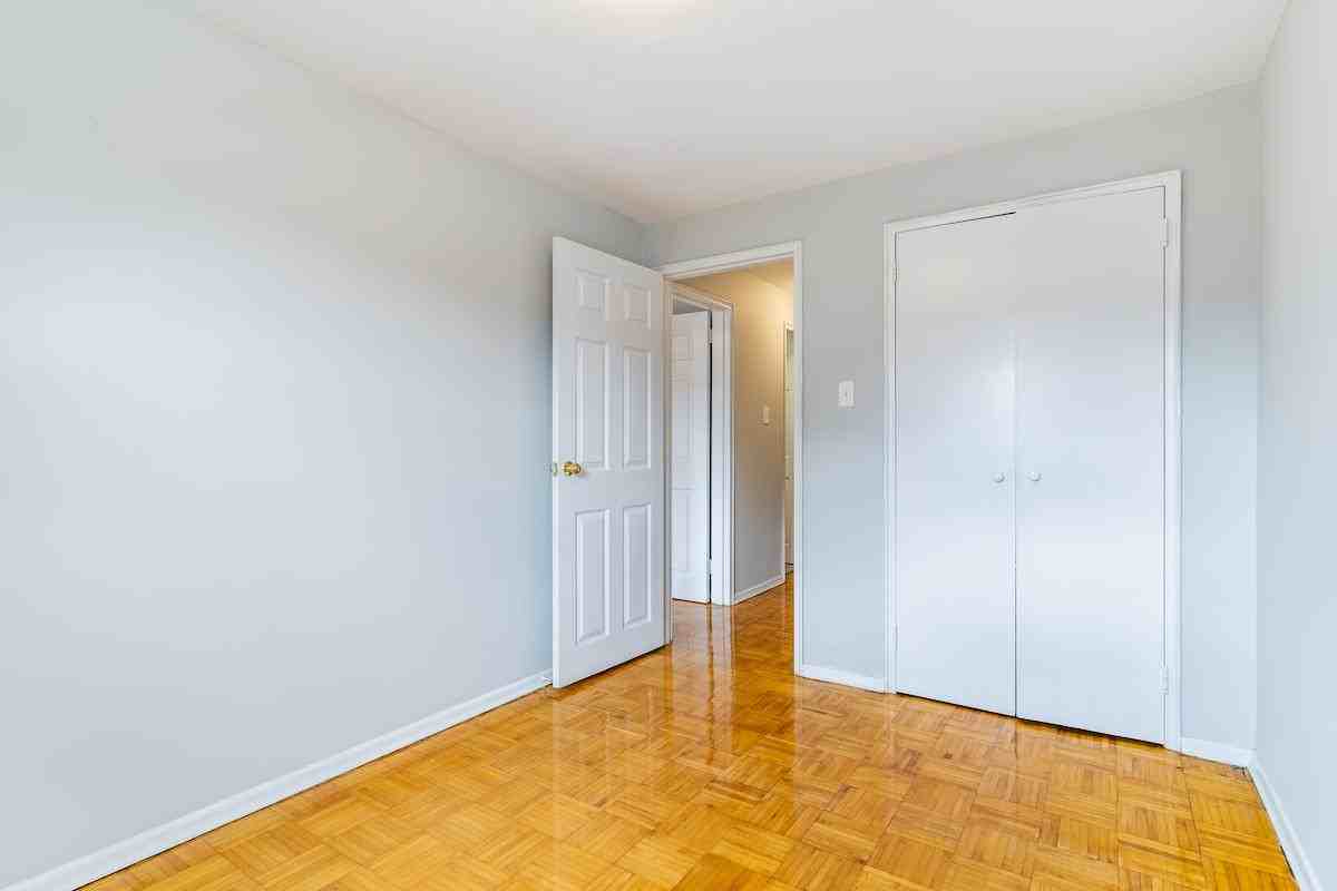 Glenwood Park Townhomes - Photo 7 of 9