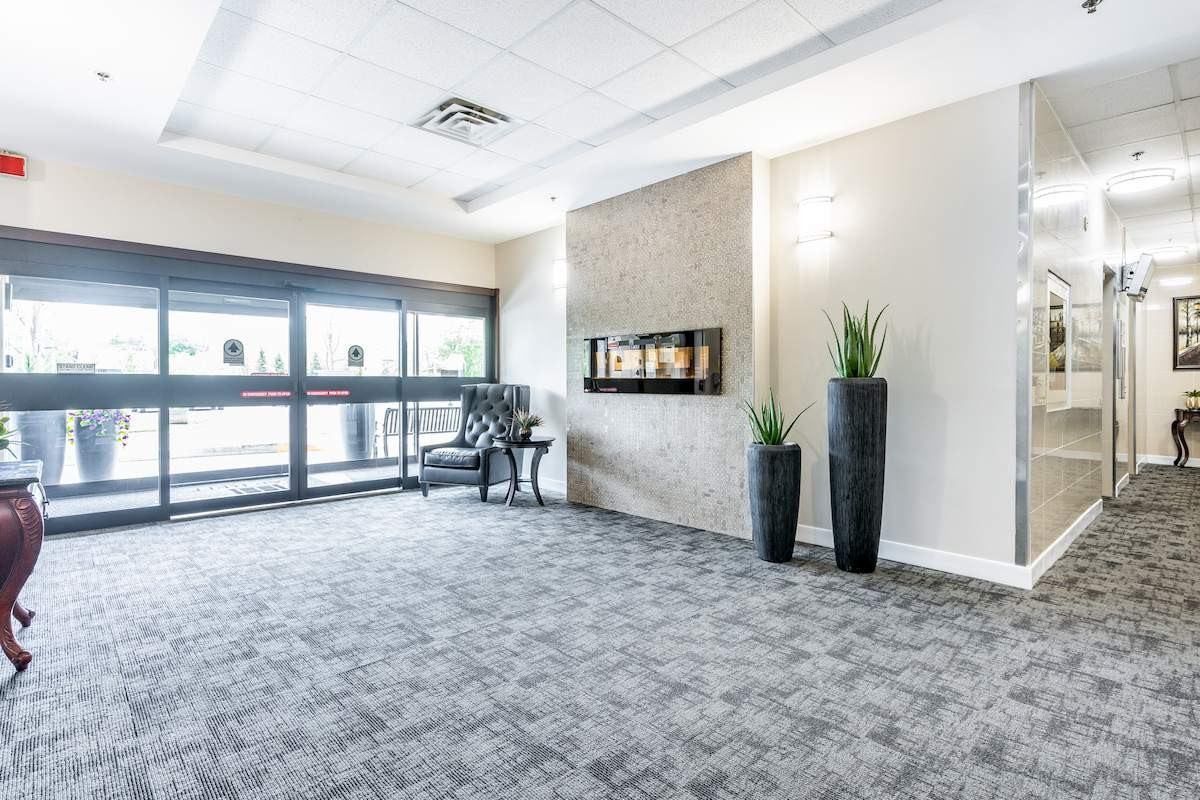 Windsor Apartments - Photo 7 of 14