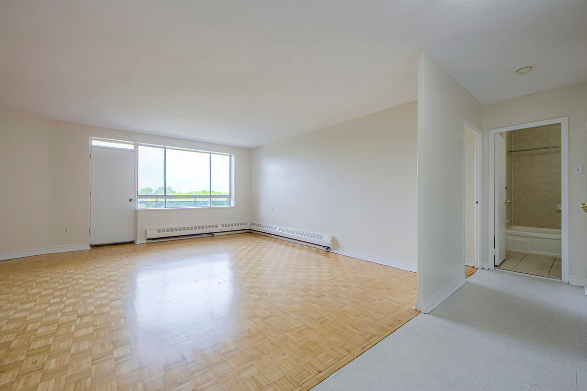 350 The West Mall - Photo 3 of 14