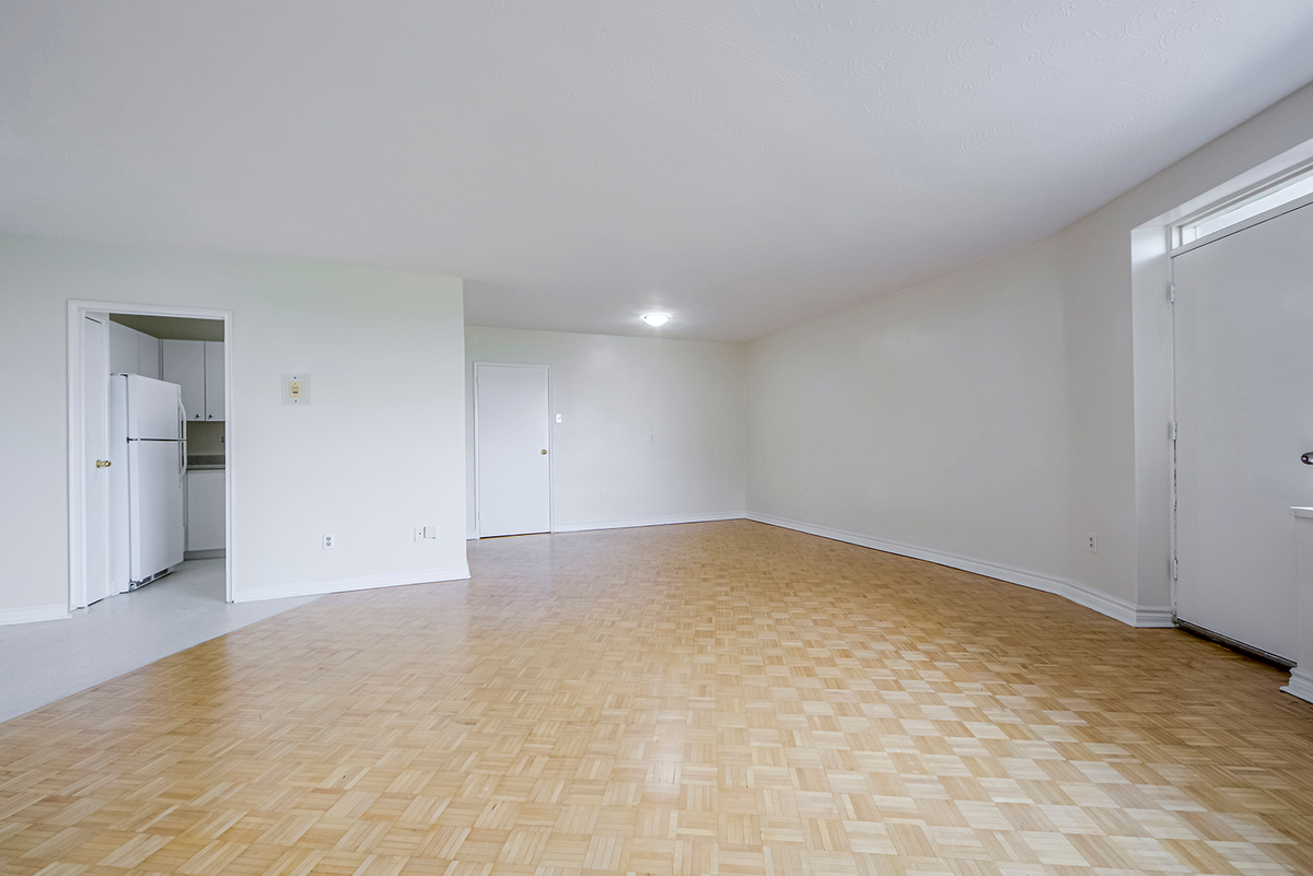 350 The West Mall - Photo 5 of 14