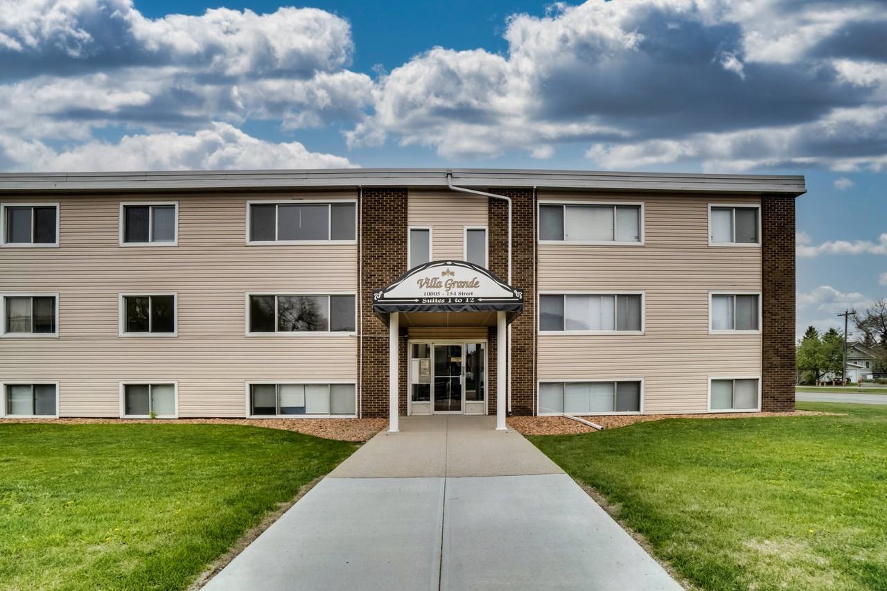 Villa Grande Apartments - Photo 2 of 20