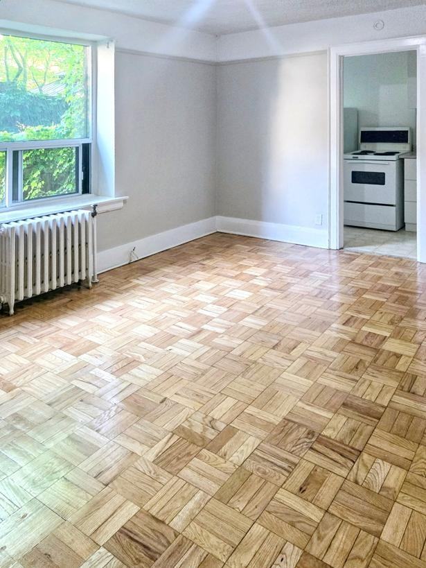 433-435 Sherbourne Street-Warrington Apartments - Photo 4 of 9