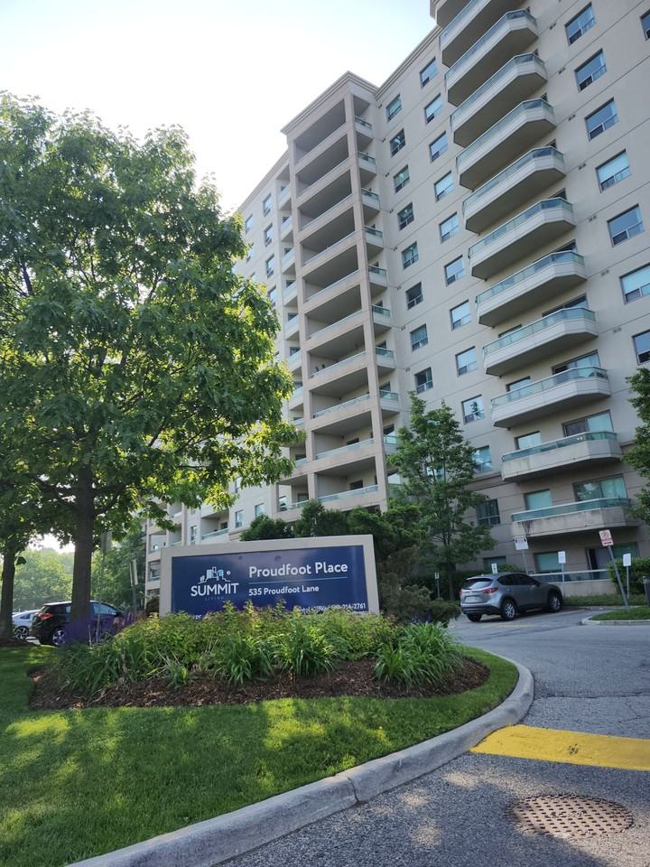 535 Proudfoot Place - Photo 3 of 25