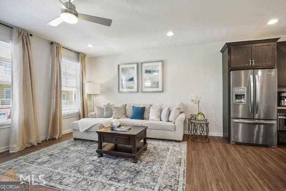 760 Winton Way - Photo 4 of 25