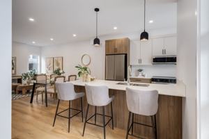 featured image of 1745 36 Ave Sw