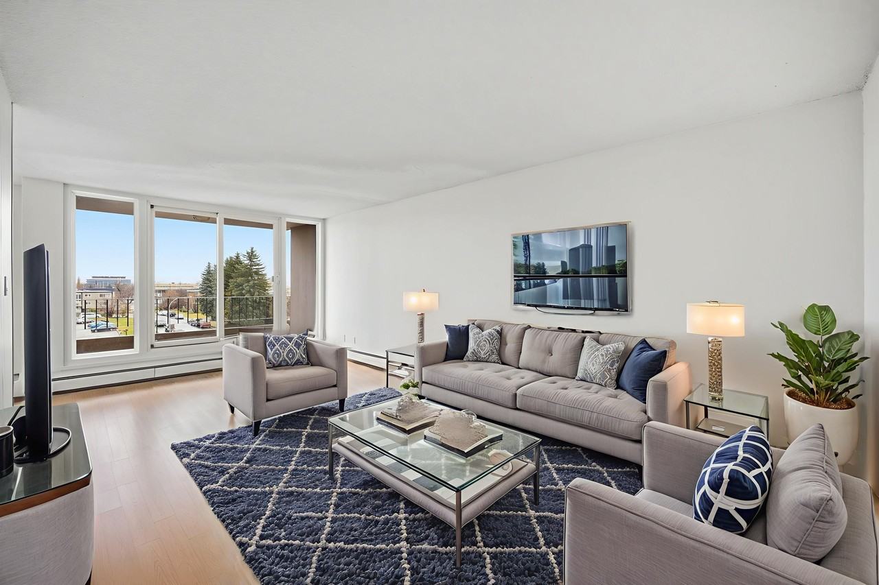 Imperial Tower - Photo 4 of 12