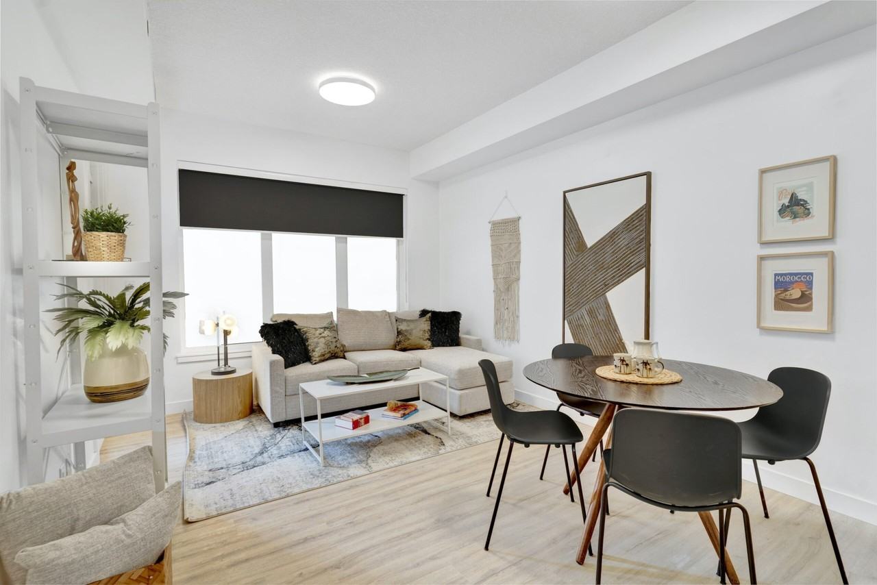 Elva - Photo 6 of 18