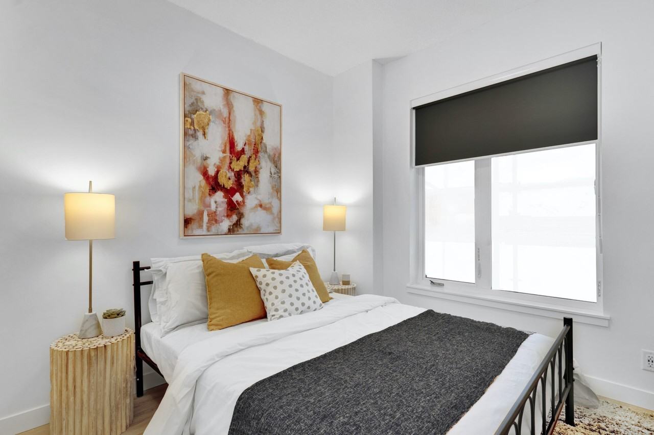 Elva - Photo 7 of 18