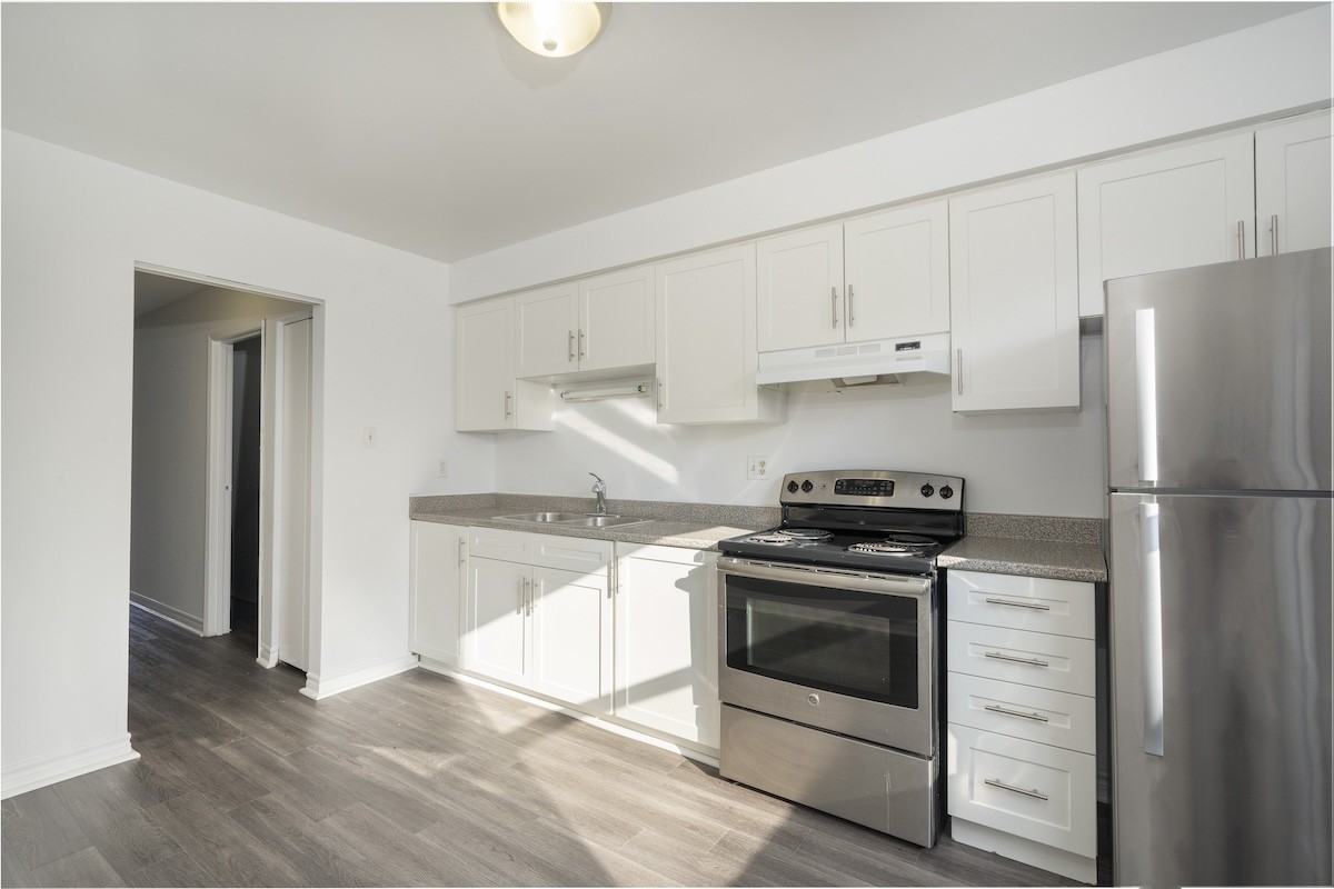 Blackacres Blvd Townhomes - Photo 6 of 13