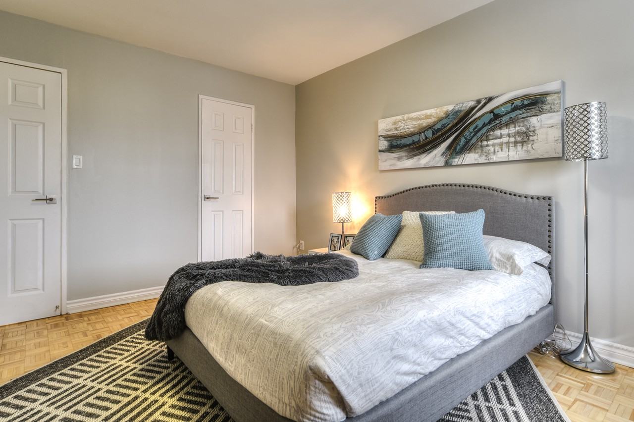 1436 Mackay Street - Photo 4 of 33