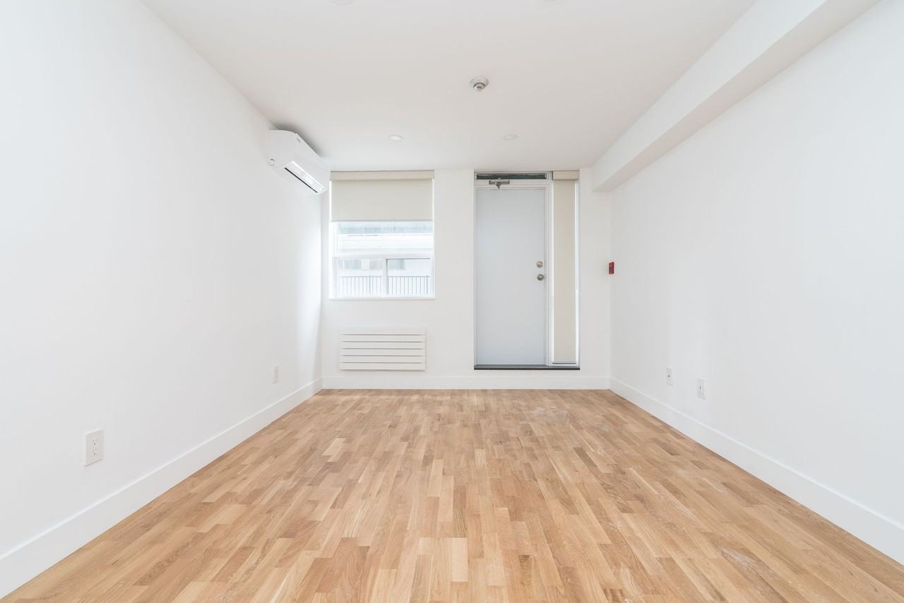 188 Jameson Avenue - Photo 3 of 10