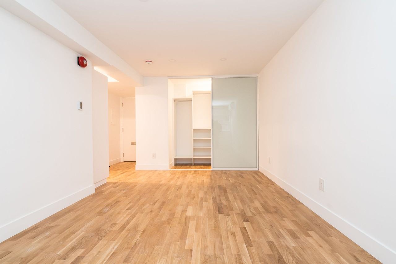 188 Jameson Avenue - Photo 7 of 10