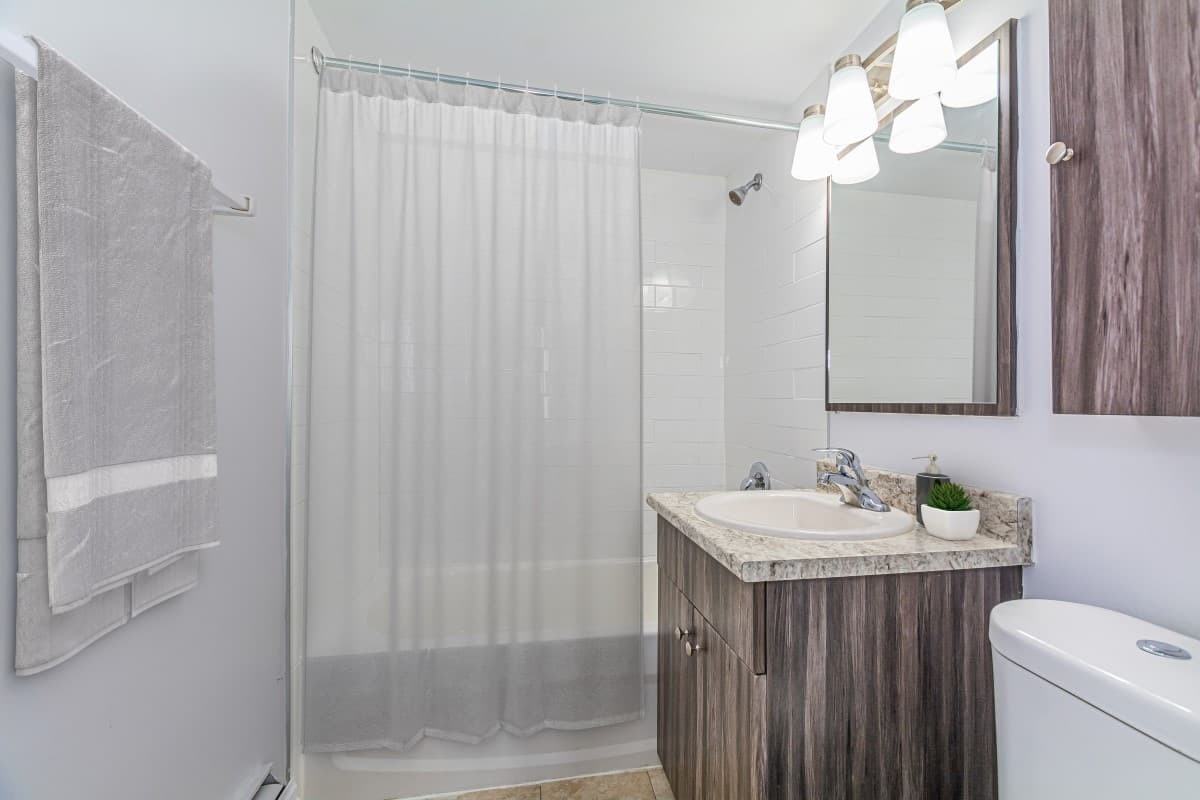 Garneau Towers Apartments - Photo 6 of 17