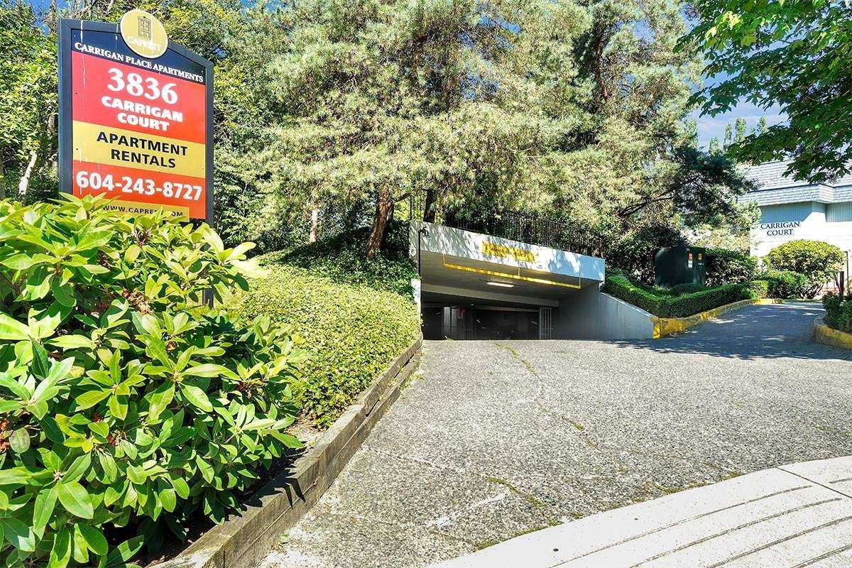 Carrigan Court Apartments - Photo 4 of 12