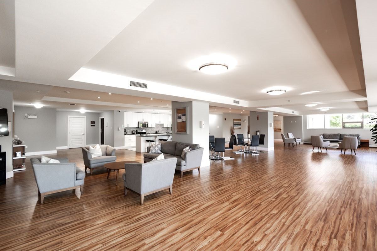 76 Place Apartments - Photo 4 of 16